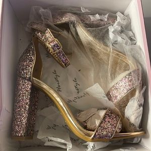 Rose gold/glitter heels size 8 womens heel 4 inches